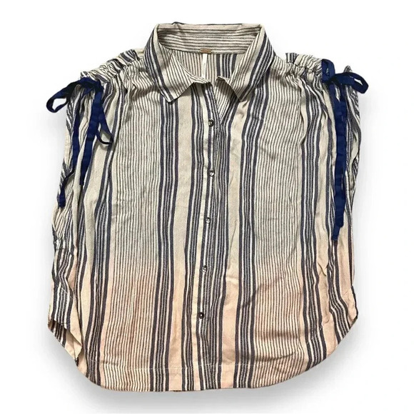 Free People | Baby Blues Button Down (XS) 💙 - Picture 2 of 8